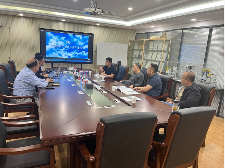 山西客戶蒞臨我公司考察交流，共探礦棉爐設備技術升級與合作新機遇